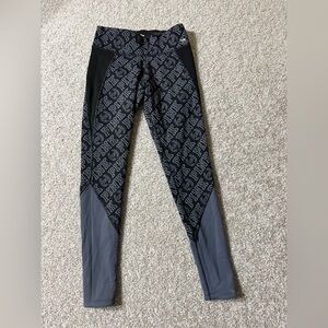 Black Gray Reversible Victoria’s Secret PINK Dog Logo Leggings